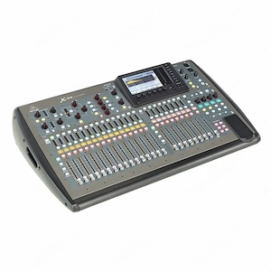 Behringer X32 32-Channel 16-Bus Digital Mixing Console