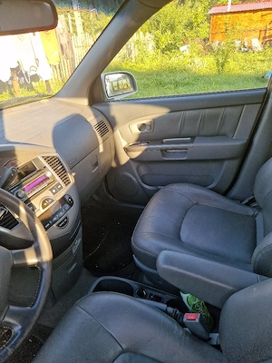 kia carens  195000 km  - imagine 5
