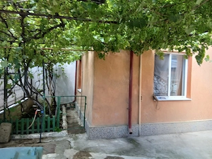 casa de caramida in ploiesti - imagine 2