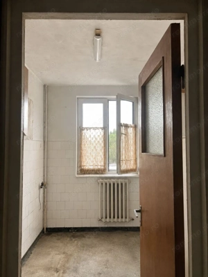 De vanzare ap. 3 camere |  etaj 3  | bloc reabilitat | Drumul Taberei - imagine 3