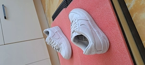 Adidasi unisex Nike 35.5-36