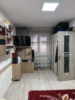 Vând apartament 