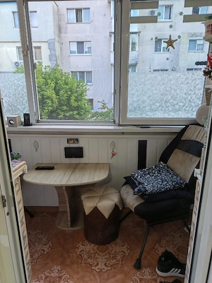 Vând apartament 