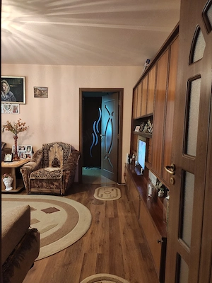 Apartament 2 camere Brazda lui Novac ,la parter cu balcon