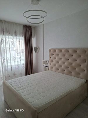 Inchiriez apart 2 camere open space Royal Town - imagine 6