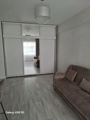 Inchiriez apart 2 camere open space Royal Town - imagine 3