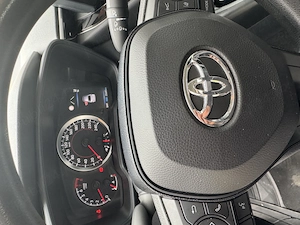 Toyota Corolla 2020 1.6 benzina , 36.000 de km - imagine 4