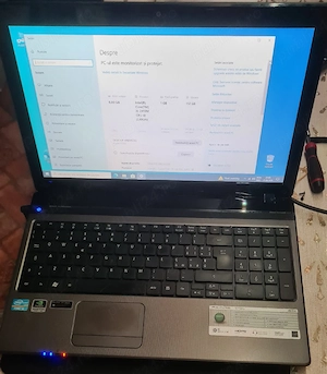 Laptop i5 Acer Aspire 5750G SSD 128Gb 8Gb placă video 1Gb baterie NOUĂ !