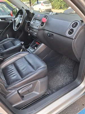 Wolkswagen Tiguan 1,4 Benzina 2010 - imagine 8