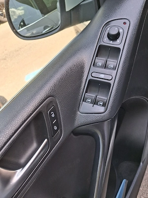 Wolkswagen Tiguan 1,4 Benzina 2010 - imagine 6