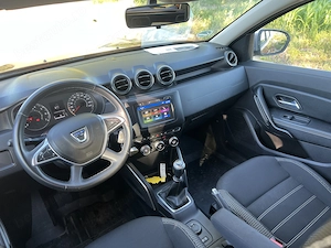 Dacia Duster 1.3 Benzină 4X4 2019 - imagine 8