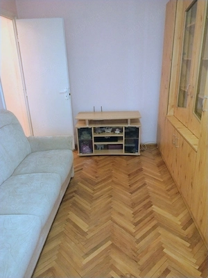 Vind apartament 2 camere - imagine 9