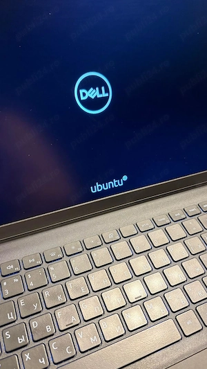 Laptop Dell Vostro 3520 (Intel i3 generația 12, 8GB RAM, SSD 256GB)