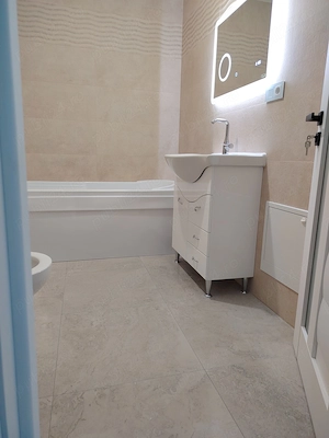 Apartament cu 2 camere în Complex Răsărit de Soare Copou, suprafața 72 m. Impecabil.  - imagine 7
