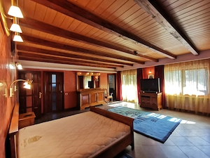 Casa in BUCIUM. Proprietar - imagine 5