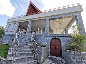 Casa in BUCIUM. Proprietar - imagine 9