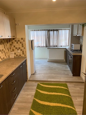 Vand apartament 2 camere - imagine 6