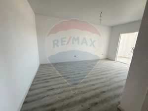 Apartament 2 camere semidecomandat | Parcare inclusă - imagine 2