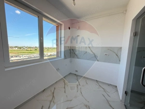 Apartament 2 camere semidecomandat | Parcare inclusă - imagine 3