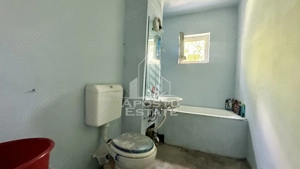 Apartament cu 3 camere, decomandat, etaj intermediar, Aradului - imagine 8