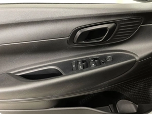 Hyundai i20 - imagine 18