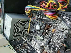 Service Calculatoare si Laptopuri Bucuresti