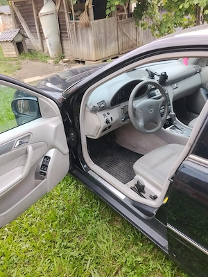 Mercedes Benz C220 motor 2200 CDI 150 CAI  - imagine 9