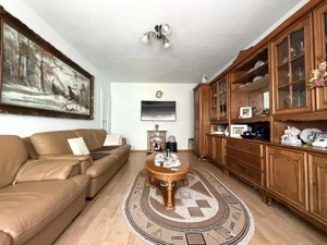 Apartament 3 camere, 68 mp utili, etaj 2, garaj, 2 boxe - Plavat II - imagine 3