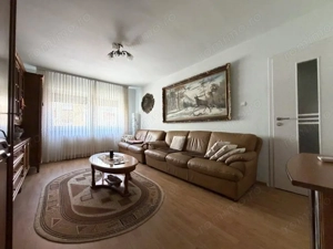 Apartament 3 camere, 68 mp utili, etaj 2, garaj, 2 boxe - Plavat II