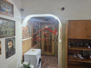 Apartament 2 camere etaj 1/4 Campina zona semicentrala - imagine 2