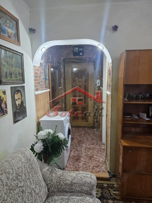 Apartament 2 camere etaj 1/4 Campina zona semicentrala - imagine 9