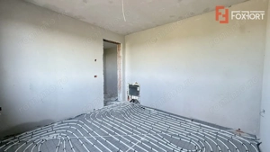 Duplex de vanzare, 4 camere despartit prin camera tehnica - Mosnita - imagine 12