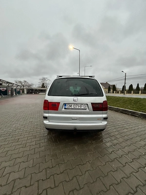 Seat Alhambra - imagine 3