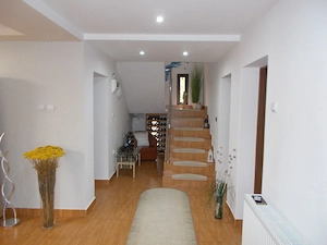 Casa individuala, Sacalaz, vatra satului, P+M+Pod, 6 camere, 295mp util, 690mp teren - imagine 3