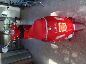 Vand Vespa Primavera 125 RED (NOU) - imagine 3