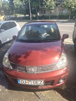 Nissan Tiida 2007.