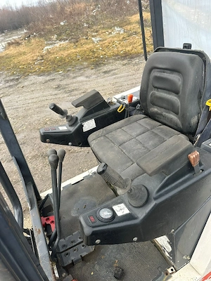 Bobcat 320 - imagine 4