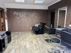 Vand in 7 Noiembrie apt. 2 camere,parter, acces stradal,pt.cabinet, sp.comercial - imagine 3