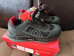 pantofi de lucru și protecție 