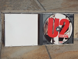 CD formatia U2 albume mp3 nefunctional - imagine 2