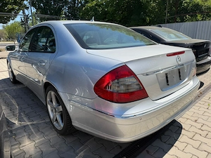 Mercedes-Benz E220 CDI 2008 - imagine 6