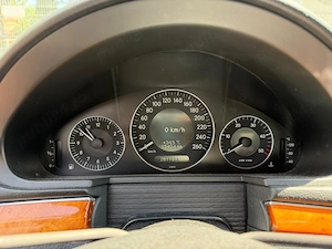 Mercedes-Benz E220 CDI 2008 - imagine 16