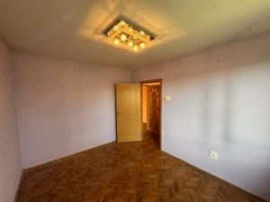 Apartament 3 camere, decomandat, 57 mp, zona Nicolae Titulescu  - imagine 2