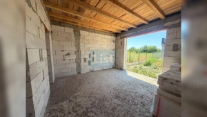 Casă Nouă cu Piscină | 3 Dormitoare | Sat Costi | Teren Proprietate - imagine 5