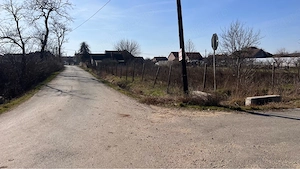vând teren intravilan 1800m2