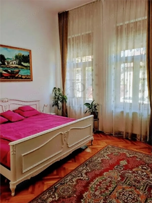 SAGULUI, CASA ISTORICA, 2 DORMITOARE, LIVING, BUCATARIE INCHISA, GRADINA - imagine 4