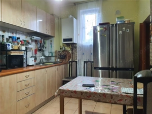 FREIDORF, CASA DECOMANDATA CU 7 CAMERE, 5 DORMITOARE, 3 BAI, BUCATARIE INCHISA SI SPATII DE DEPOZITA - imagine 4
