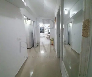 FREIDORF, APARTAMENT LA PARTER IN CASE INSIRUITE, 3 CAMERE SI CENTRALA PROPIE - imagine 5