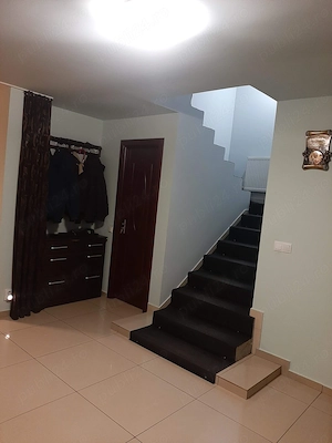 Casă P+2 cu teren 800 mp, garaj, foișor și multiple facilități - imagine 4