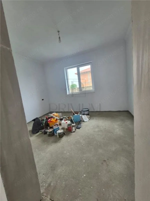 GHIRODA, CASA 3 CAMERE, 2 DORMITOARE BUCATARIE INCHISA - imagine 9